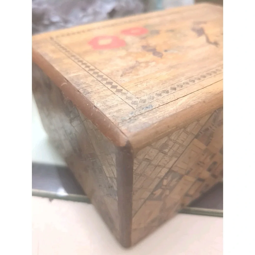 Vintage Japanese Bird Wooden Trick Box /‎ Puzzle Box (Himitsu-Bako)